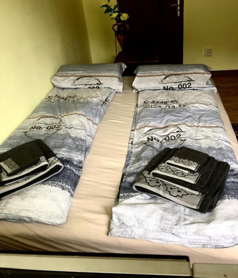 La Symo Apartament Straja Lupeni Lupeni  外观 照片